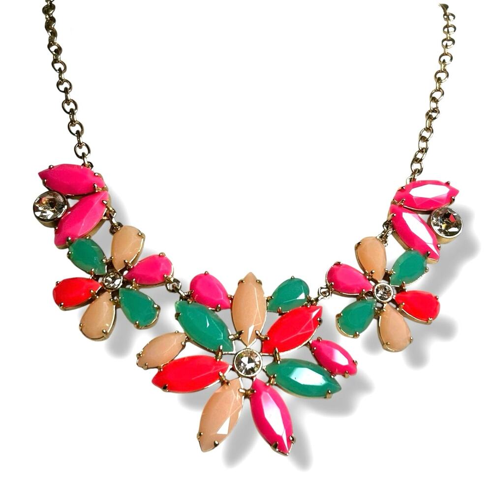 Kate Spade Gardens of Paris Floral Statement Necklace Pink Green
Bib Gold Tone